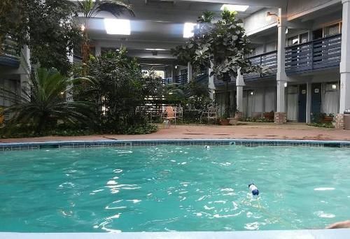 Hub City Inn 拉伯克 外观 照片